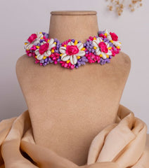 Floral Pearl Necklace with Pink and Purple Tip