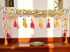 White Flower Door Hanging Bandarwal