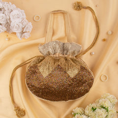 Elegant Pouch Purse for Women's Evening