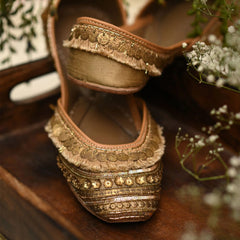 Gold Silk Indian Khussa Punjabi Leather Juttis