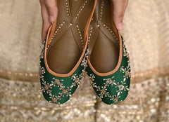 Handmade Green Silk Leather Punjabi Juttis