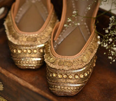 Gold Silk Indian Khussa Punjabi Leather Juttis