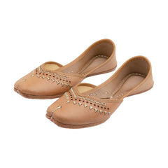 Open and Stylish Traditional Leather Juttis