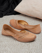 Open and Stylish Traditional Leather Juttis