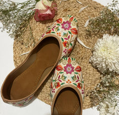 Floral Embroidery Women Jutties
