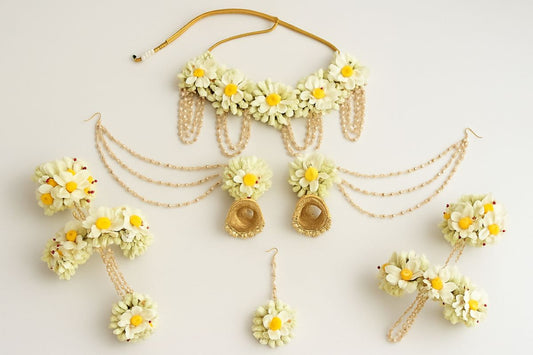 Handmade Jewelry: A Beautiful Blend of Art and Traditio