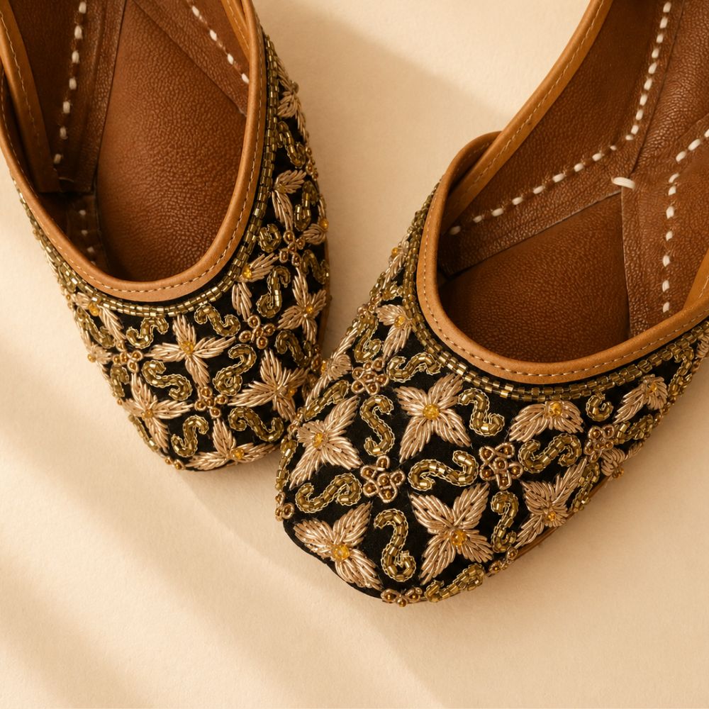 Black & Gold Handcrafted Embroidered Punjabi Jutti for Women | Luxury Ethnic Mojari | Festive & Wedding Footwear