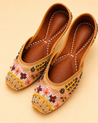 Blush Pink Handcrafted Beaded Punjabi Jutti for Women | Sequin Embellished Ethnic Mojari | Wedding & Festive Footwear