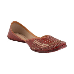 Beautiful Traditional Leather Juttis