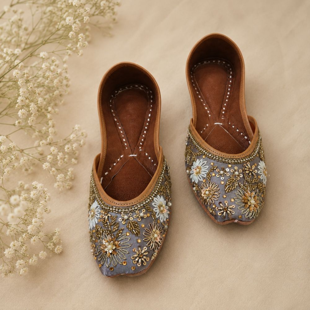Handcrafted Grey Floral Zardozi & Pearl Punjabi Jutti for Women